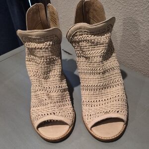 Women's Cream Peep-Toe Woven Ankle Boots